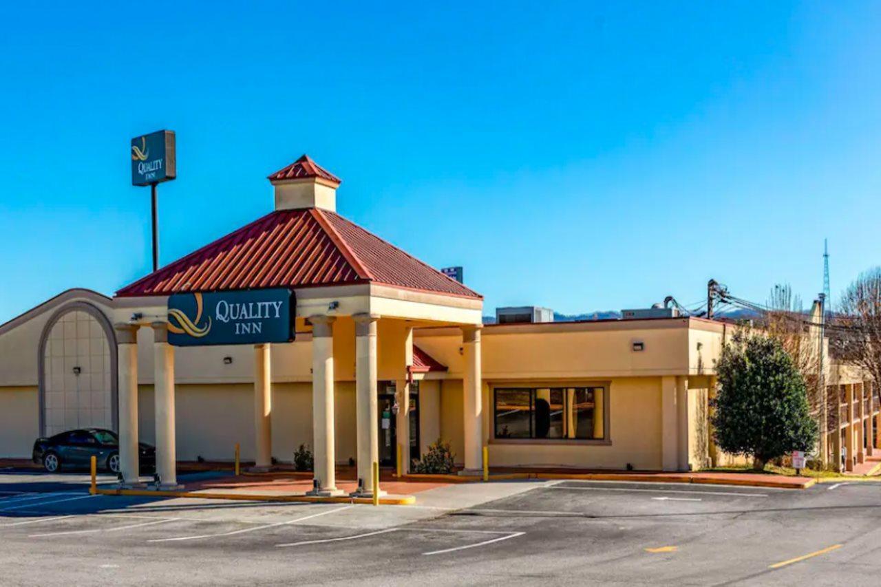 Quality Inn Newport Exterior photo